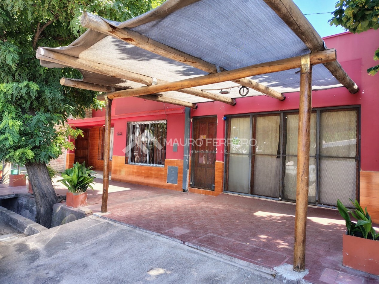  CASA CON LOCAL COMERCIAL - EXCELENTE UBICACION EN GENERAL ALVEAR